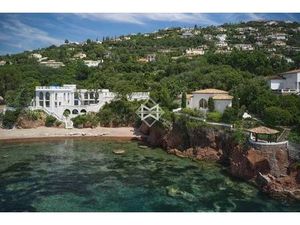 Maison de luxe 5 chambres en location à Agay  Provence-Alpes-Côte d'Azur