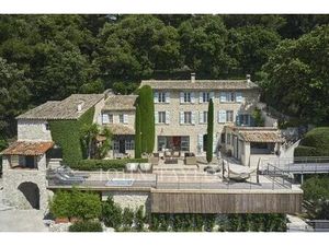 Maison de luxe 4 chambres en location à La Colle-sur-Loup  Provence-Alpes-Côte d'Azur