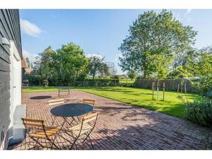 Maison rénovée de style cottage au Retranchement