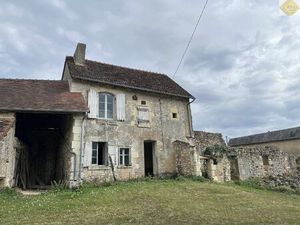 Maison de 80m2 à rénover à Saint Pierre de Maillé