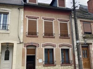 Vente maison 4 pièces 110 m² à Sissonne (02150)  89 900 €