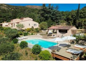 Villa de 7 pièces de luxe en location La Garde-Freinet  Provence-Alpes-Côte d'Azur