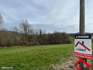 Terrain 1200 m² Larche