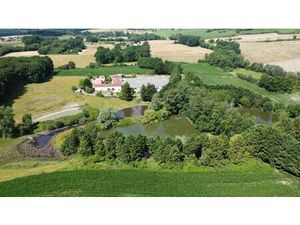 Commerce à vendre à Coteaux-du-Blanzacais (16250) - Charente
