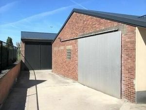 Garage à louer à Dekkenstraat 120 Saint-Trond (RBI15802)