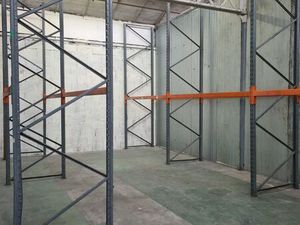 BOX de STOCKAGE de 50m²