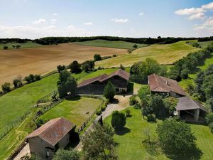 Vente maison 13 pièces