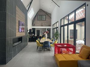 Vente maison 10 pièces 305 m² Roanne (42300)