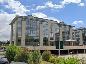 Bien professionnel à louer à Mont-Saint-Guibert € 12.265 (KLVOX) - Immobilière Hendrix Ent