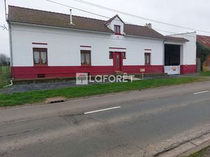 Maison T12 près de REBREUVIETTE à vendre