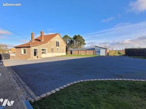 Maison 16 pièces 398 m²