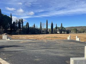 Vente terrain 581 m² à Pezenas (34120)  134 000 €