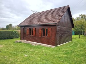 ENTRE CLAMECY ET TANNAY CHALET EN PARFAIT ETAT