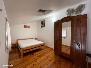 Appartement meublé location long terme gîte libre 2025 Saint Montan Ardéche