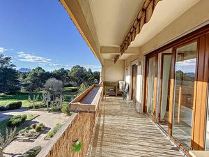 Rare à la vente  superbe duplex lumineux avec terrasse et vue dégagée