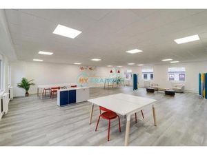 Location bureau 86 m² à Lognes (77185)