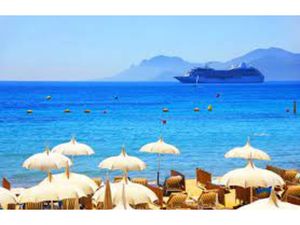 CANNES BAR RESTAURANT 100 M2 PLEIN CENTRE