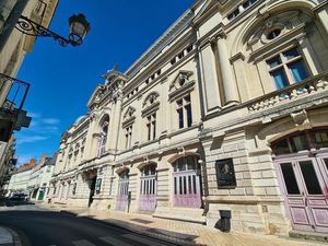 Vente commerce 30 m² Tours (37000)