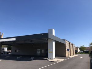LOCAL COMMERCIAL ET DE STOCKAGE A NOGENT SUR SEINE