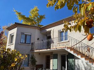 Vente maison 9 pièces 217.81 m² à Oraison (04700)  NaN €
