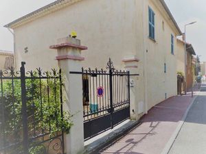 Vente maison 8 pièces 196 m² Vallauris (06220)