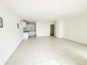 Vente appartement 3 pièces 71.89 m² à Nice (06000)  177 000 €