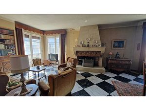 Vente appartement 5 pièces 153.07 m² à Pont-Saint-Esprit (30130)  109 000 €