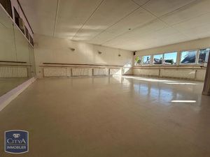 Local professionnel à louer - Rambouillet (78) - 980€