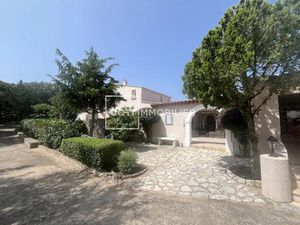 Vente villa 12 pièces 351 m² à Bonifacio (20169)  1 575 000 €