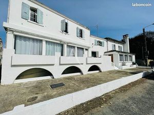 Immeuble 13 pièces 580 m²