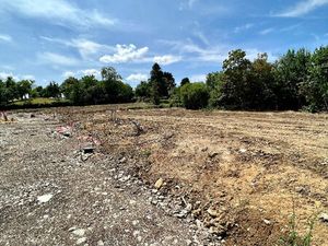 Annonce vente terrain terrain de 464m2 à Mont-saint-martin (54350) - ParuVendu.fr ref 9927