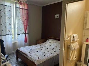 Location meublée chambre 1 pièce 13 m² à Magny-les-Hameaux (78114)  650 €