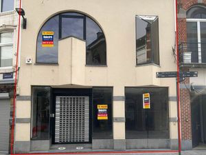 Bien professionnel à louer à Halle € 2.500 (KIMWR) - Delestré immobiliën | Zimmo