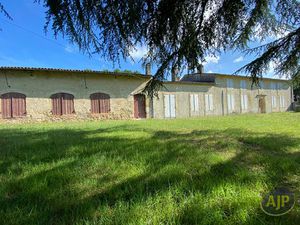 Propriété sur 1 hectare  Arcins