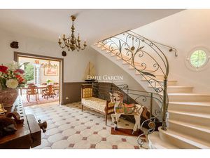 Vente propriété 10 pièces 350 m² à Saint-Nom-la-Bretèche (78860)  2 190 000 €