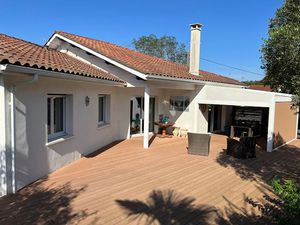 Vente maison 5 pièces 132 m² à Saint-Pierre-d'Irube (64990)  699 000 €