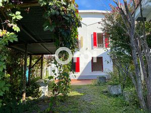 Vente maison 10 pièces 197m2 Soumoulou 64420 - 187000 € - Surface Privée