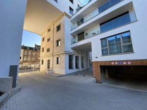à louer Garage-parking 14 m² – 180 € |Esch-sur-Alzette