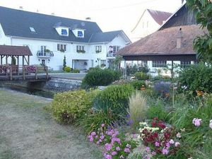 Réf: 10060***Secteur Leymen / Oltingue: Ensemble d'env. 445 m² divisée en 4 appartements (