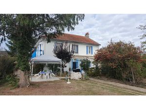 Vente maison 7 pièces 143 m² à Yzeure (03400)  169 800 €