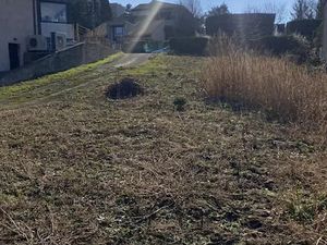 Vente terrain 536 m² à Clermont-Ferrand (63000)  212 000 €