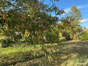 Terrain 576 m² FAY AUX LOGES