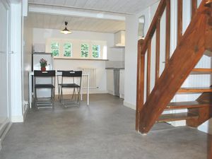 Location meublée appartement 2 pièces 27 m² à Morlaix (29600)  450 €