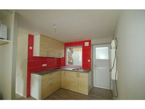 Location appartement  m² T-1 à Senones  300 €
