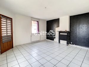 Vente maison 5 pièces 90 m² à Montigny-en-Gohelle (62640)  74 999 €