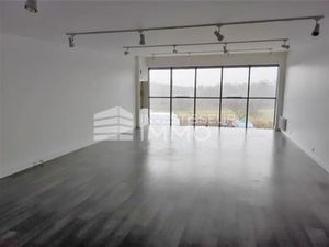 Location bureau 66m² Emerainville