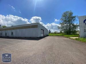 Local commercial à louer 527 m² - Saint-Loup (39) - 1 950€