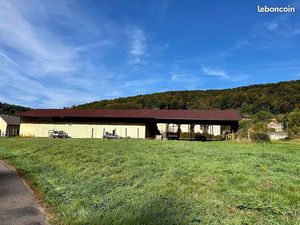 Parking/box 3700 m² Saint-Bresson