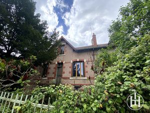 Maison Bruère-Allichamps