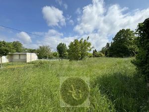 Terrain de 1 500m2 constructible à Labastide d'Anjou
